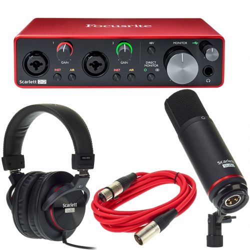 Focusrite Scarlett 2i2 Studio 3rd Gen - Interfaccia Audio USB 2in/2out con Cuffie e Microfono a Condensatore