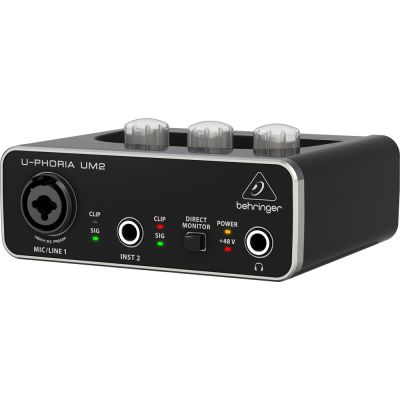 BEHRINGER UM2 Interfaccia audio 2x2 USB con preamp microfonico +48v e software