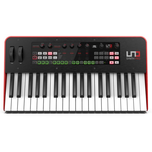 IK Multimedia UNO Synth Pro