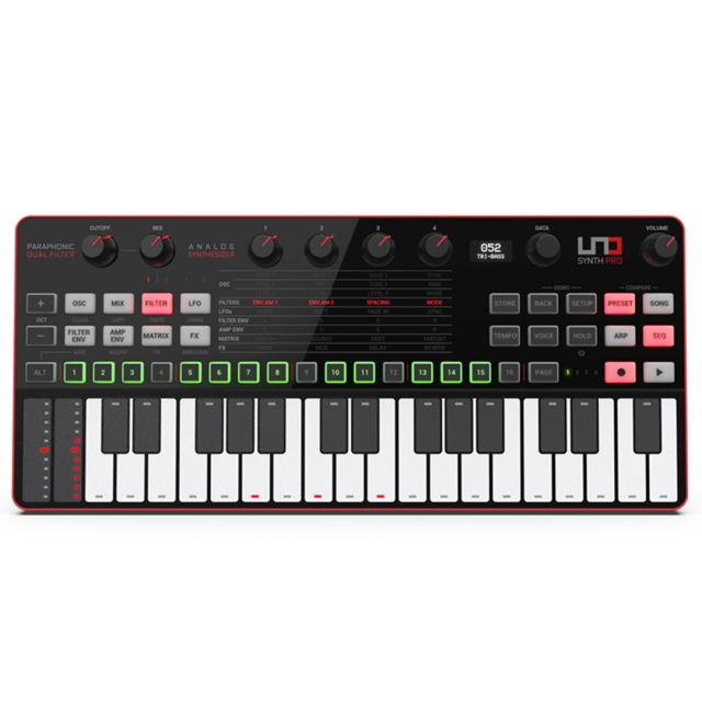 IK Multimedia UNO Synth Pro Desktop