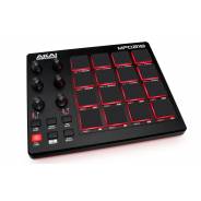 AKAI MPD218 obliquo fontale