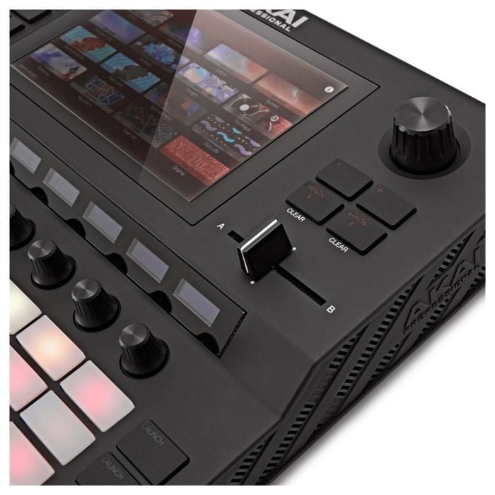 akai-professional-force_2_1.jpg