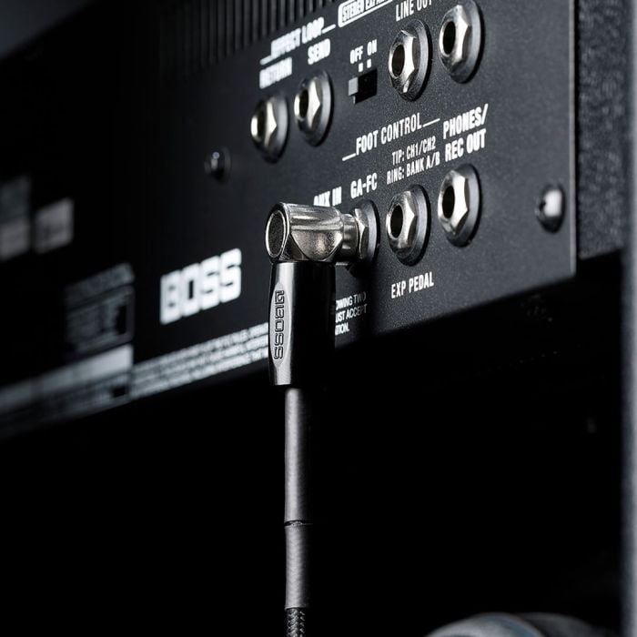 Cavo per strumenti Jack dritto /Jack angolato 6.35mm 6mt BOSS BCC-20-TRA da 6 metri