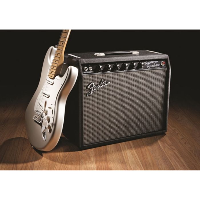 Combo Valvolare 12W con Footswitch Fender '65 Princeton Reverb