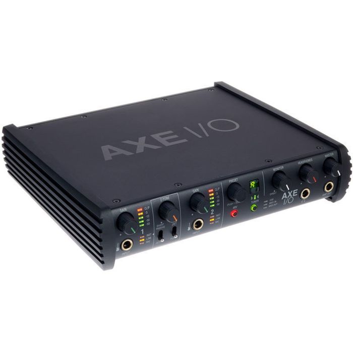 IK Multimedia AXE I/O + AmpliTube 5 MAX