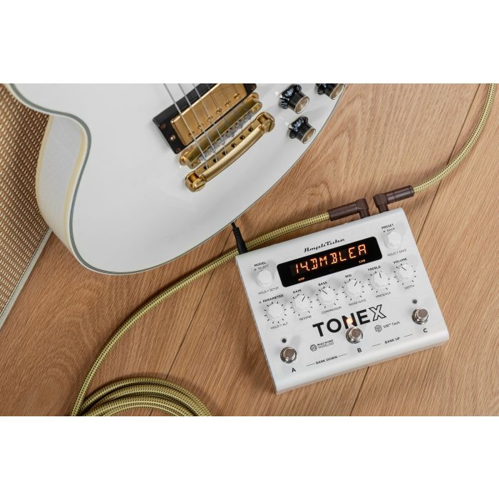 ギター IK Multimedia TONEX pedal IK Multimedia TONEX Pedal AI machine learning pedale multi