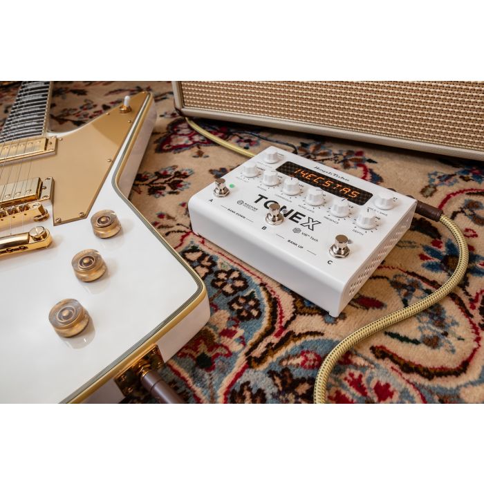 ik_multimedia_tonex_pedal_whit