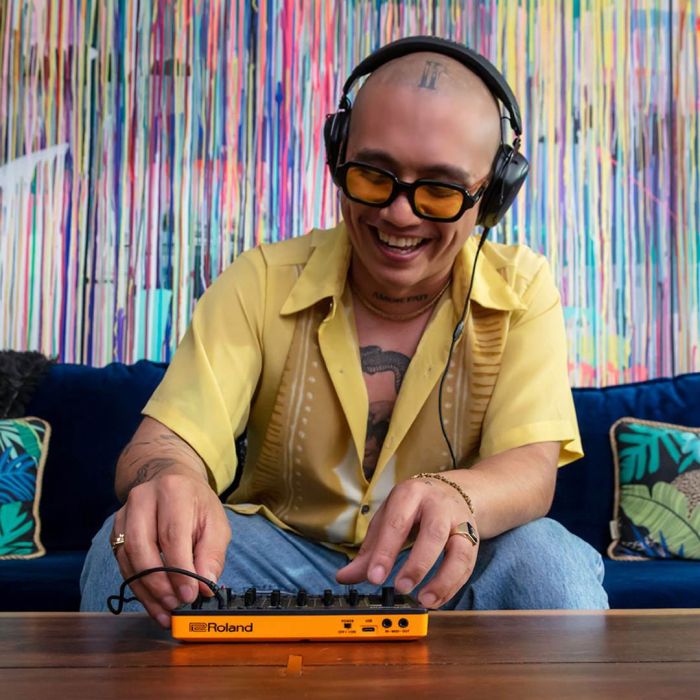 Drum Machine portatile serie Aira Compact Roland T-8 Beat Machine