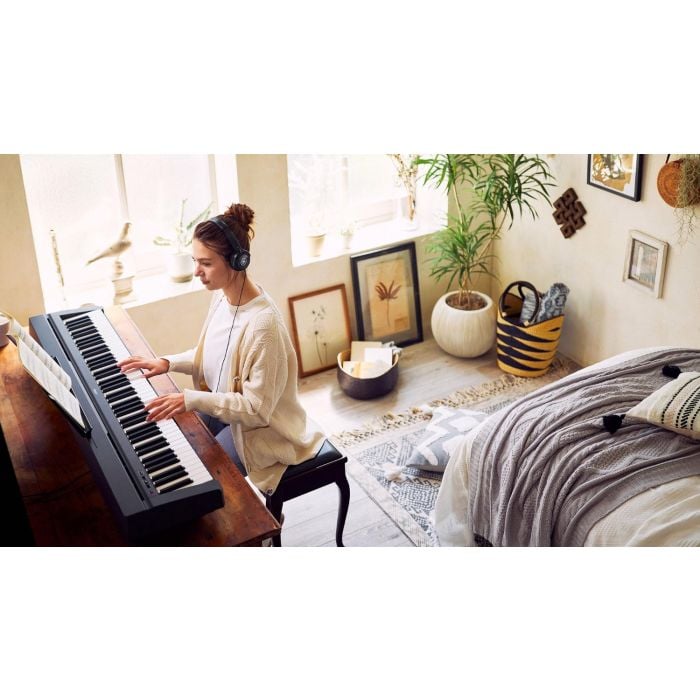 Pianoforte Digitale Compatto e Versatile | P45 YAMAHA P45 Black