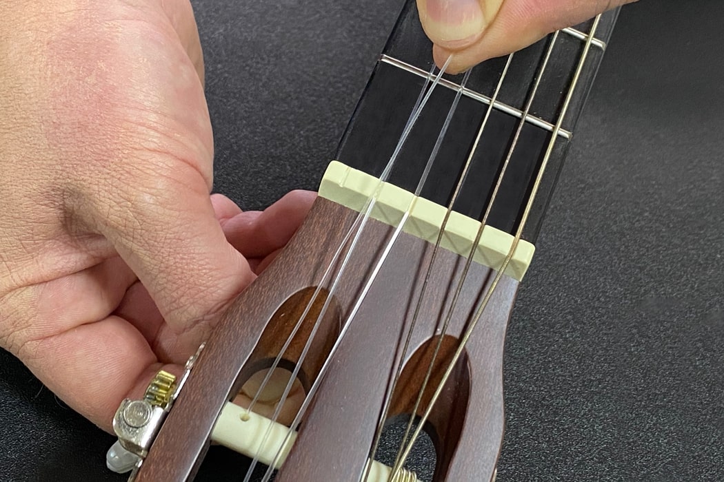 Come effettuare SET-UP KIT tiraggio corda chitarra classica